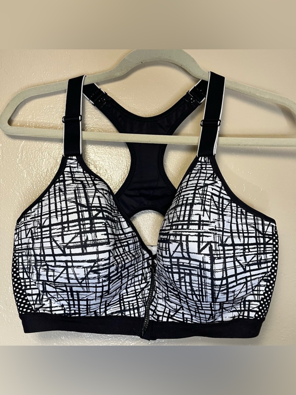 Maidenform Women's DM7991 Secure Zip Front Underwire Racerback Sports Bra 40D